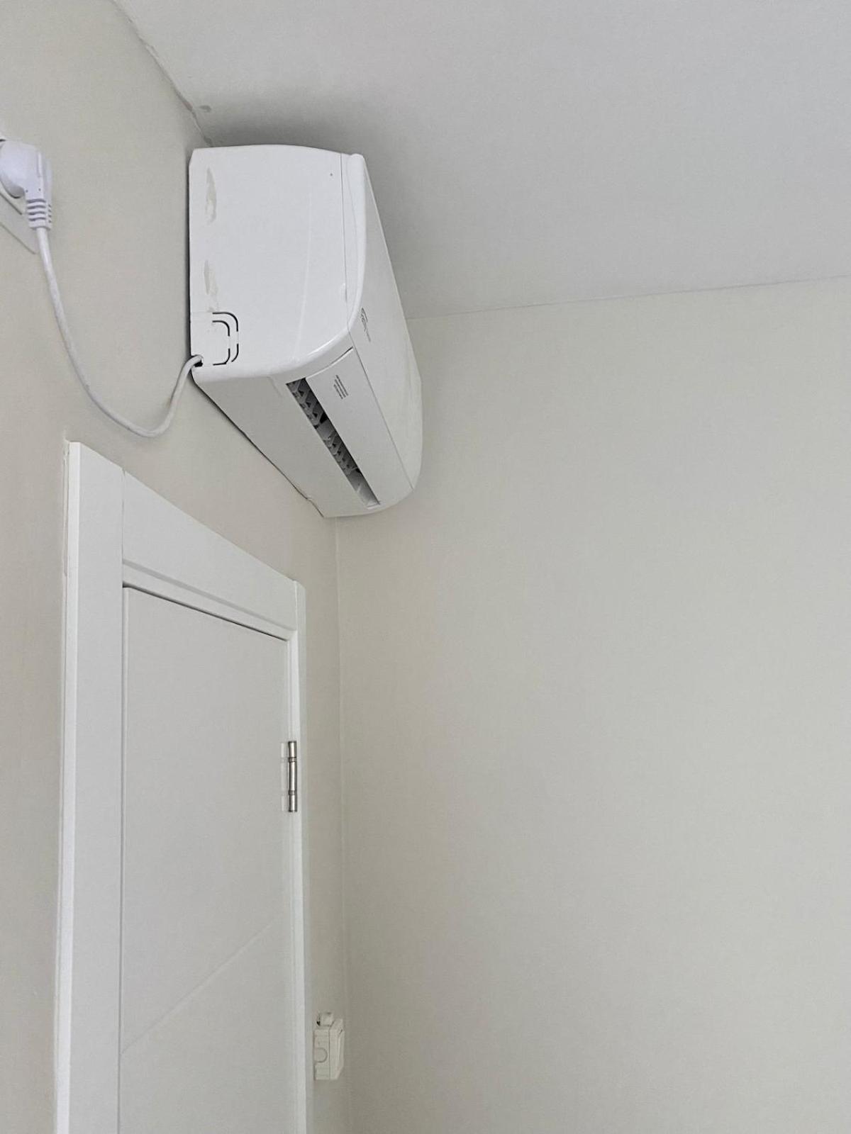 דירת גן מרווחת במיקום מעולה עם נטפליקס חינמי Apartment Ma'ale Adumim Luaran gambar